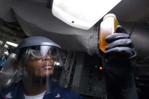 Muestreador de combustible en aviones: qué es y para qué sirve