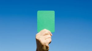 ¿Qué son las tarjetas verdes de la FIFA y para qué sirven?